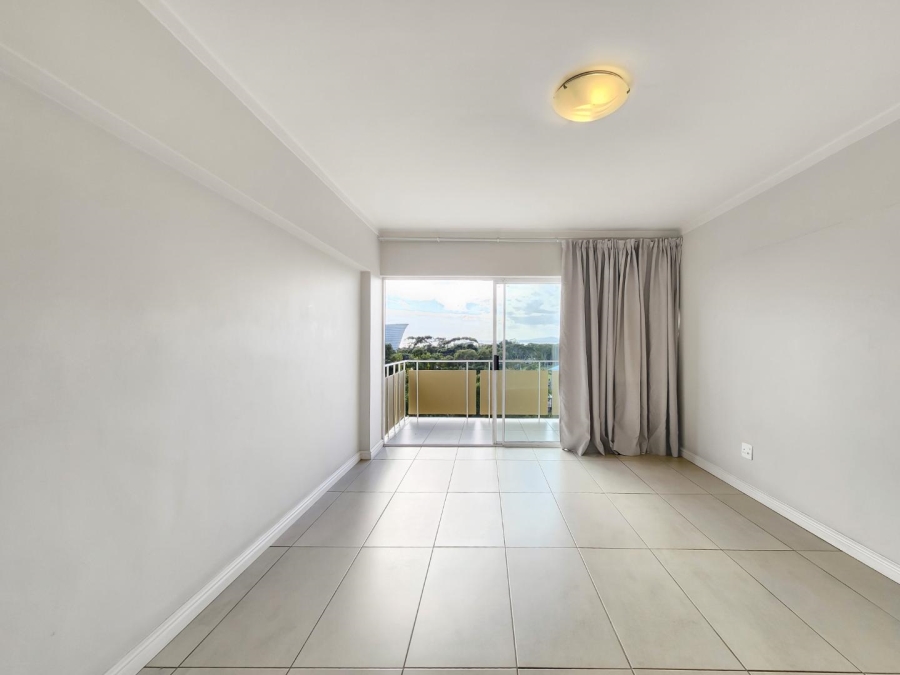 To Let 2 Bedroom Property for Rent in Green Point Western Cape